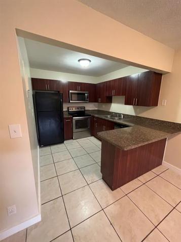 1461 NW 22nd Street Fort Lauderdale FL 33311