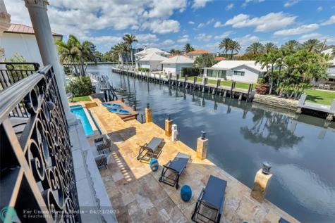 1011 Rhodes Villa Avenue Delray Beach FL 33483