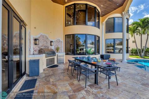 1011 Rhodes Villa Avenue Delray Beach FL 33483