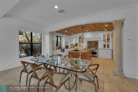 1011 Rhodes Villa Avenue Delray Beach FL 33483