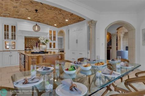 1011 Rhodes Villa Avenue Delray Beach FL 33483