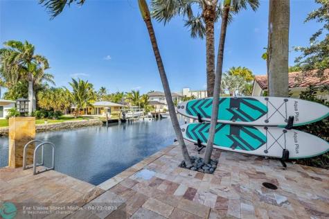 1011 Rhodes Villa Avenue Delray Beach FL 33483