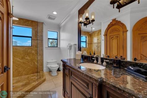1011 Rhodes Villa Avenue Delray Beach FL 33483