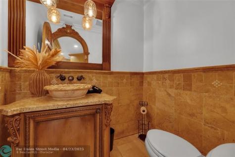 1011 Rhodes Villa Avenue Delray Beach FL 33483