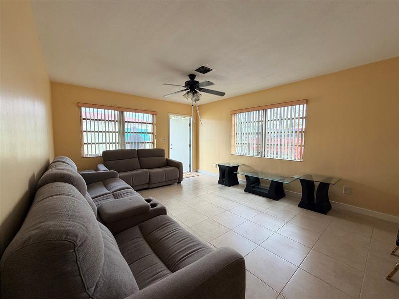 18 SW 13th Street Dania Beach FL 33004