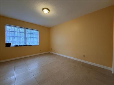 18 SW 13th Street Dania Beach FL 33004
