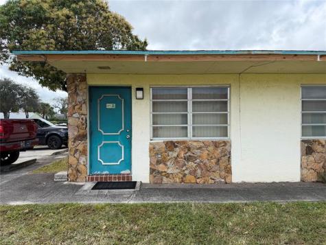 18 SW 13th Street Dania Beach FL 33004