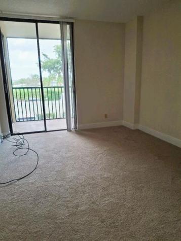 105 Lake Emerald Drive Oakland Park FL 33309