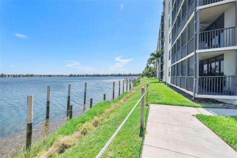 105 Lake Emerald Drive Oakland Park FL 33309