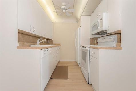 4087 Cornwall E Boca Raton FL 33434