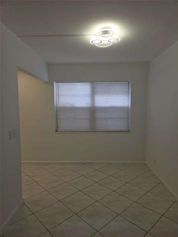 108 Fanshaw C Boca Raton FL 33434