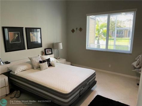 15864 SW 10th Street Pembroke Pines FL 33027