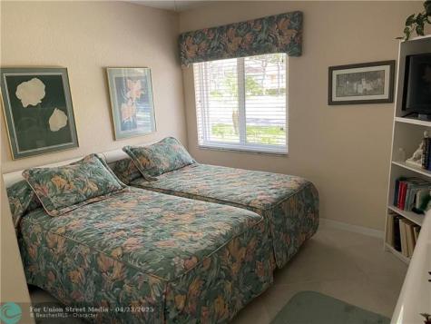 15864 SW 10th Street Pembroke Pines FL 33027