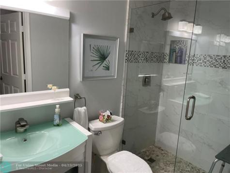15864 SW 10th Street Pembroke Pines FL 33027