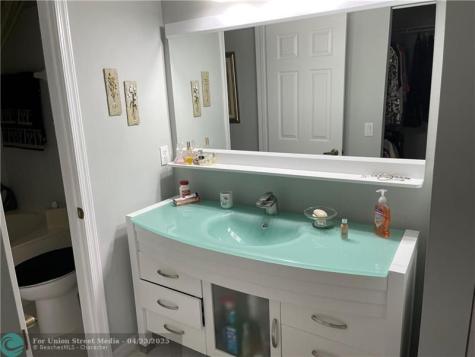 15864 SW 10th Street Pembroke Pines FL 33027