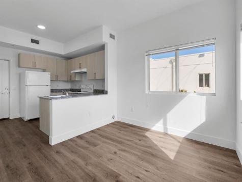 2130 NW 37th Street Miami FL 33142