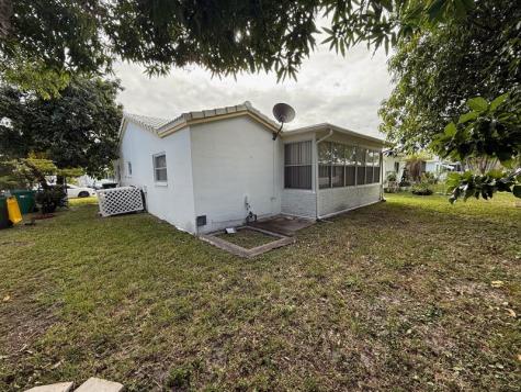6805 NW 75th Drive Tamarac FL 33321