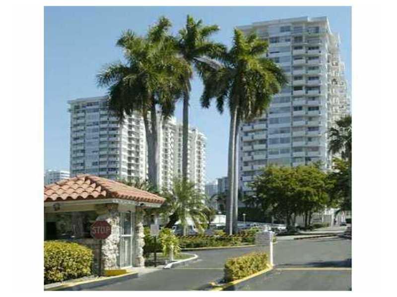 18031 Biscayne Bl Aventura FL 33160