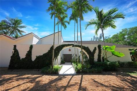 114 N Beach Road Hobe Sound FL 33455