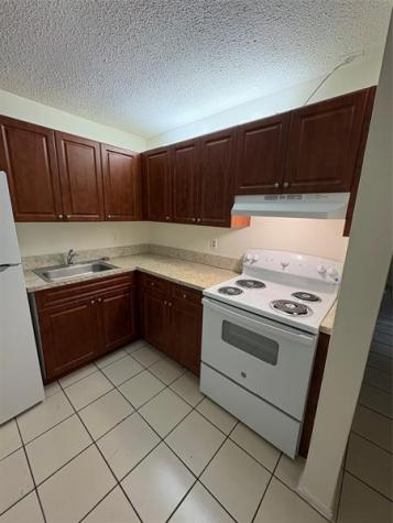 1860 NW 52nd Avenue Lauderhill FL 33313