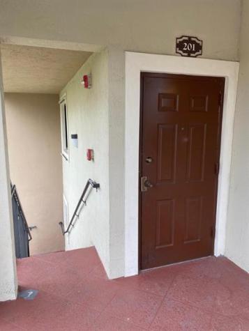 22901 SW 88th Place Cutler Bay FL 33190