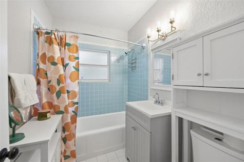 117 S Palmway Lake Worth Beach FL 33460