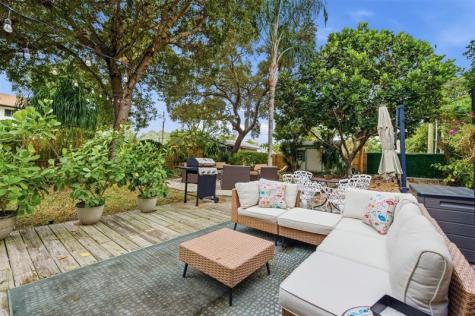 117 S Palmway Lake Worth Beach FL 33460