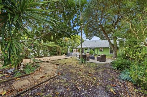 117 S Palmway Lake Worth Beach FL 33460
