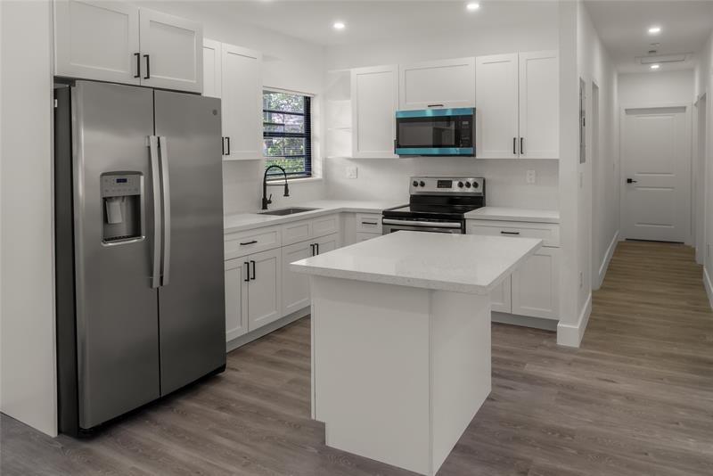 2724 SW 34th Court Miami FL 33133