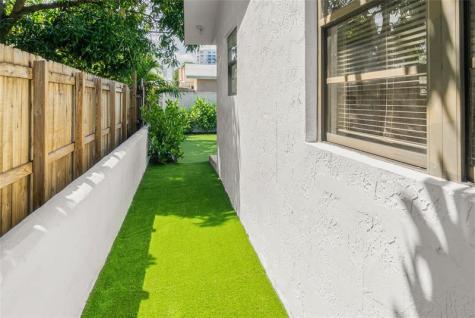 2724 SW 34th Court Miami FL 33133