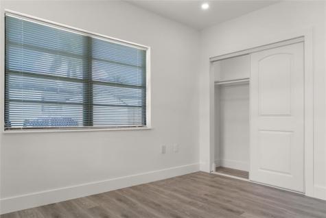 2724 SW 34th Court Miami FL 33133