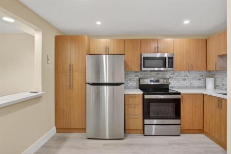 830 S Hollybrook Drive Pembroke Pines FL 33025