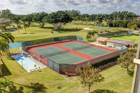 830 S Hollybrook Drive Pembroke Pines FL 33025