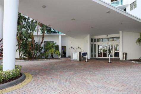 3001 S Ocean Drive Hollywood FL 33019