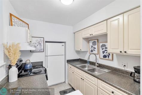 3230 NE 13th Street Pompano Beach FL 33062