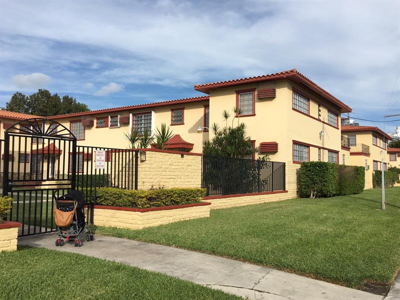 631 SW 11th Street Miami FL 33129