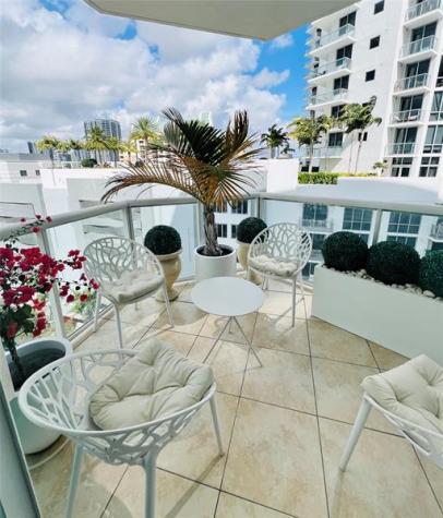 111 SE 8th Avenue Fort Lauderdale FL 33301