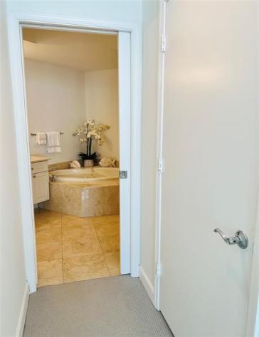 111 SE 8th Avenue Fort Lauderdale FL 33301