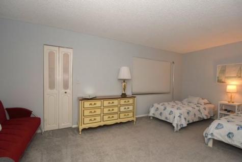 1018 NE 25th Hallandale Beach FL 33009
