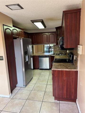 615 NW 210th Street Miami FL 33169