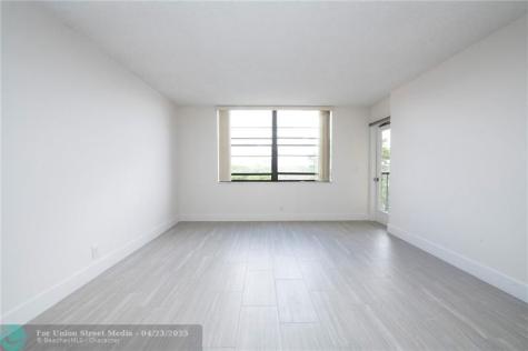 3900 N Hills Drive Hollywood FL 33021
