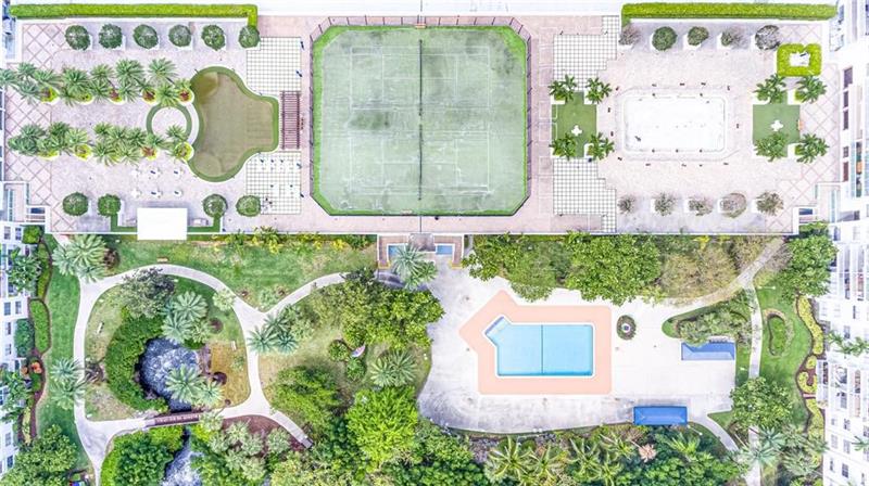 2851 NE 183rd Street North Miami Beach FL 33160