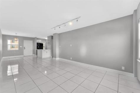 2555 NE 11th Street Fort Lauderdale FL 33304