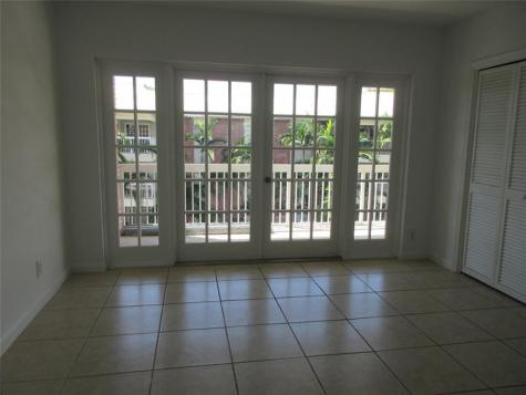 2420 SE 17th Street Fort Lauderdale FL 33316