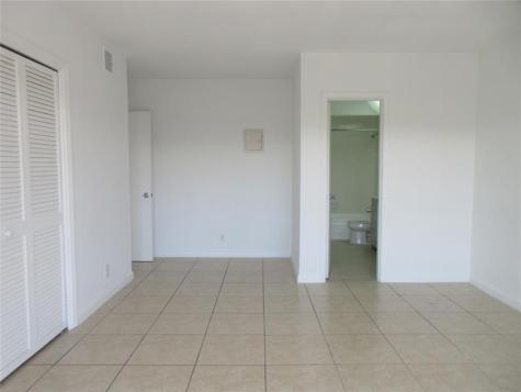 2420 SE 17th Street Fort Lauderdale FL 33316