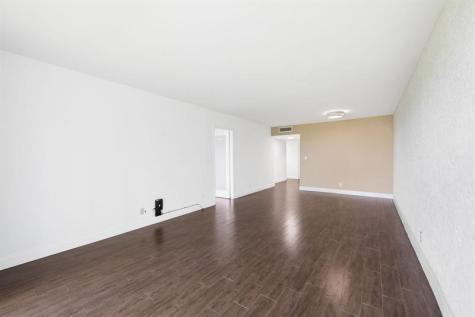 2851 S Palm Aire Drive Pompano Beach FL 33069
