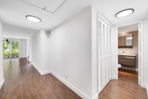 2851 S Palm Aire Drive Pompano Beach FL 33069