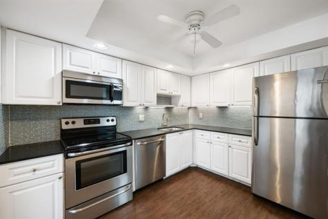 2851 S Palm Aire Drive Pompano Beach FL 33069