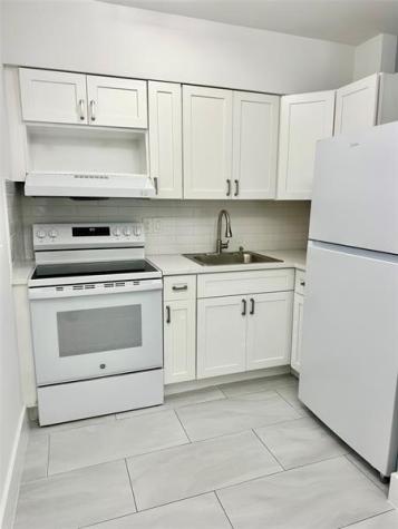 1440 NE 50th Court Fort Lauderdale FL 33334
