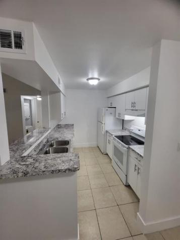 2622 NW 33rd Street Oakland Park FL 33309